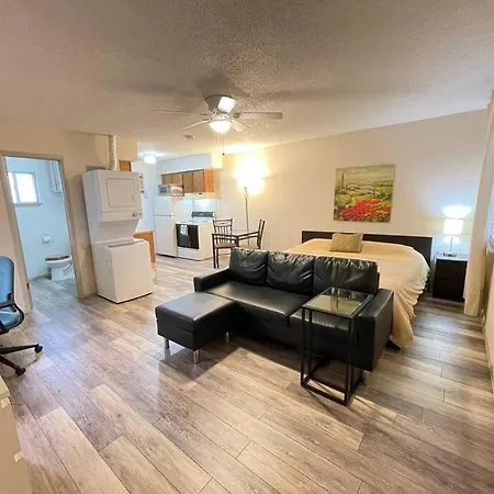 Comfy Studio In South Downtown